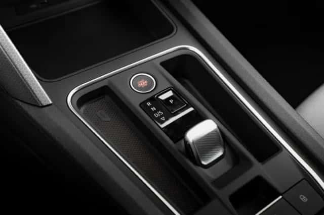 SEAT Leon (2026) thumbnail 15