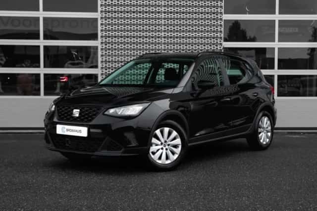 SEAT Arona (2025) thumbnail 1