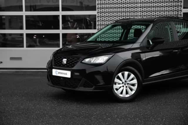 SEAT Arona (2025) thumbnail 5