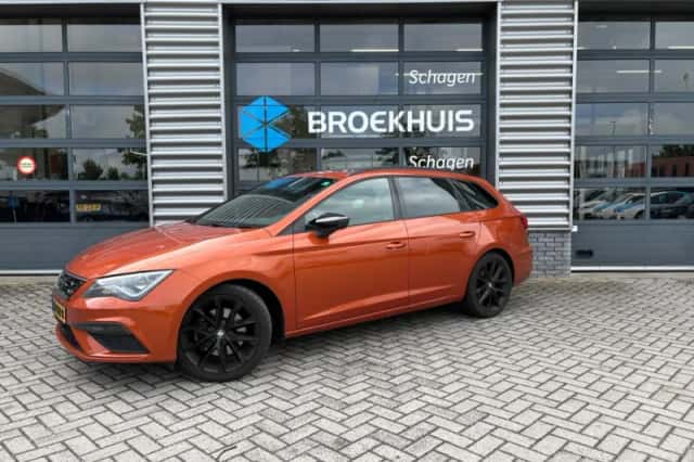 SEAT Leon (2018) thumbnail 1