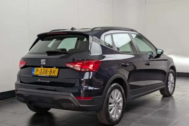 SEAT Arona (2022) thumbnail 4