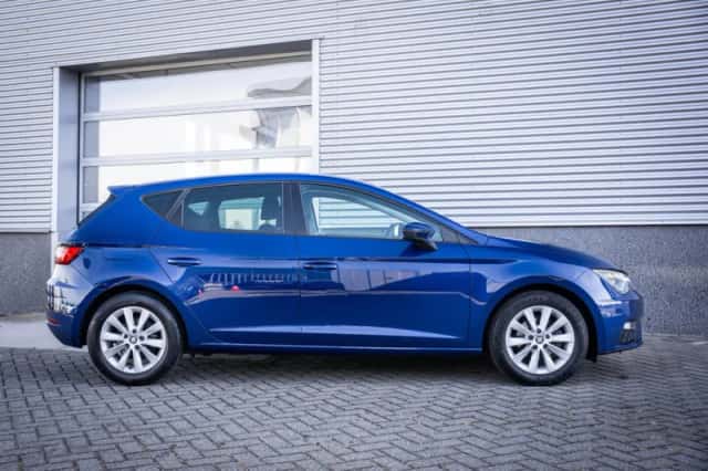 SEAT Leon (2017) thumbnail 15