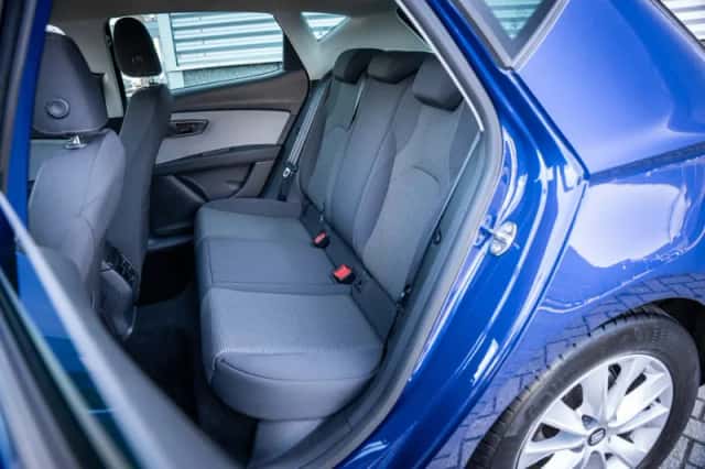SEAT Leon (2017) thumbnail 9