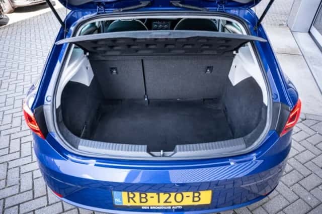 SEAT Leon (2017) thumbnail 10