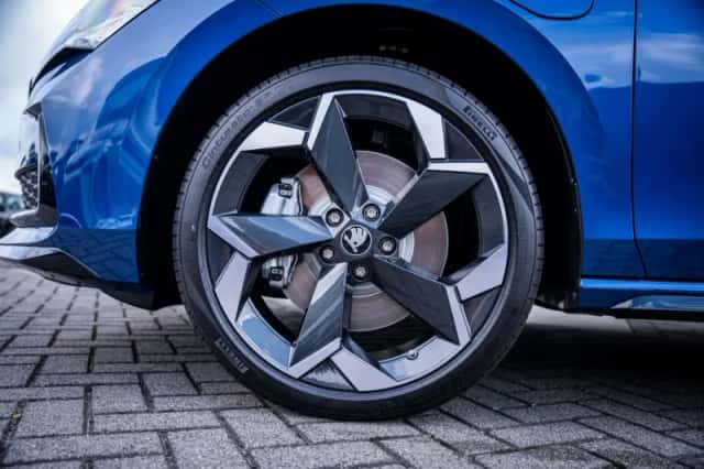 Škoda Superb (2026) thumbnail 3