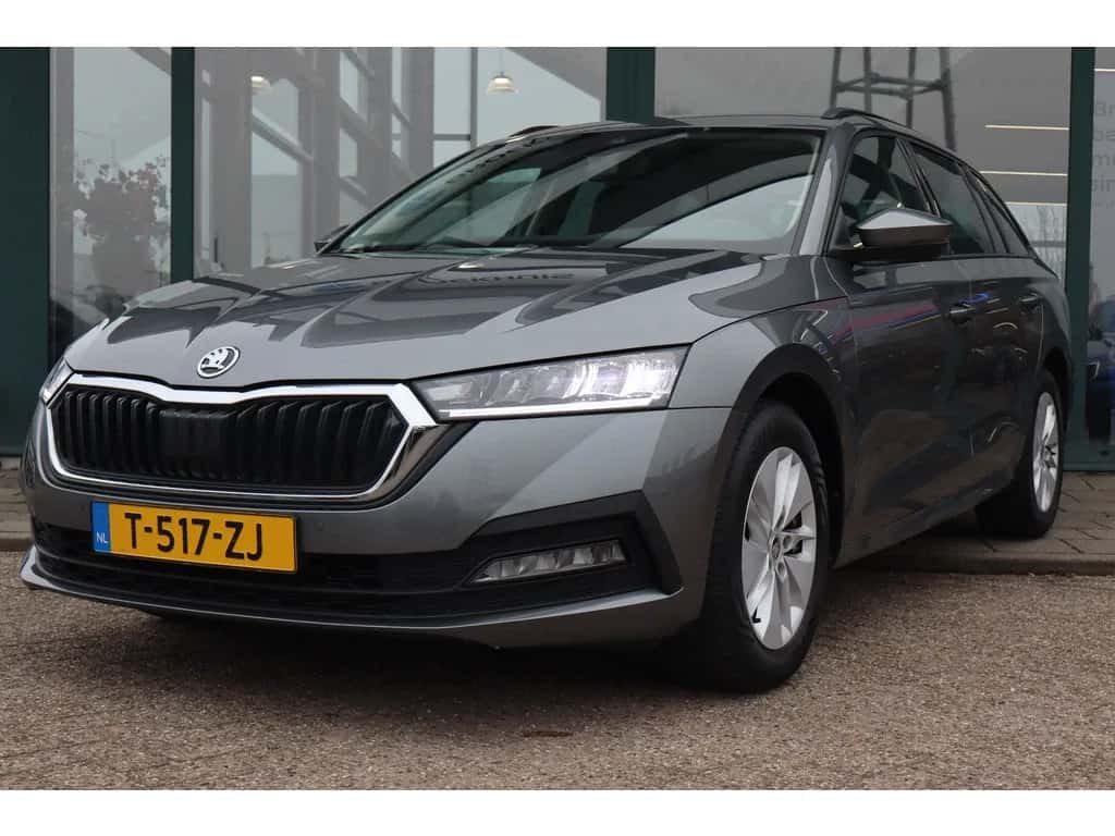 Škoda Octavia (2023) — foto 1
