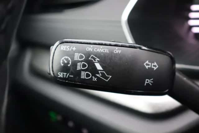 Škoda Octavia (2023) thumbnail 15