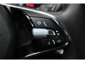Škoda Octavia (2023) thumbnail 17