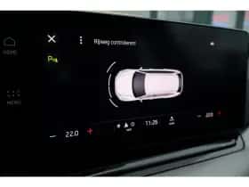 Škoda Octavia (2023) thumbnail 19
