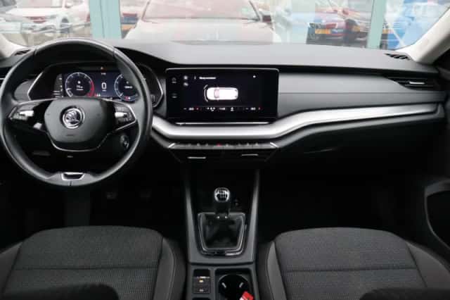 Škoda Octavia (2023) thumbnail 29