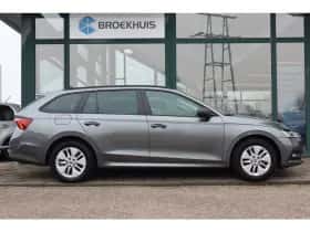 Škoda Octavia (2023) thumbnail 9