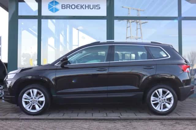 Škoda Karoq (2022) thumbnail 2