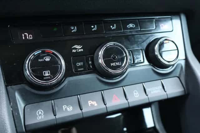 Škoda Karoq (2022) thumbnail 23