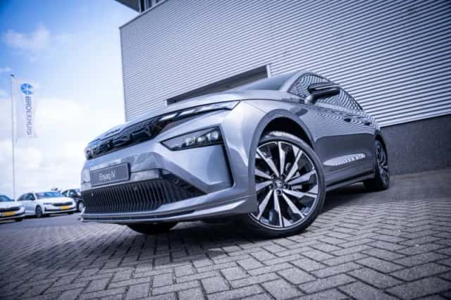 Škoda Enyaq (2026) thumbnail 2