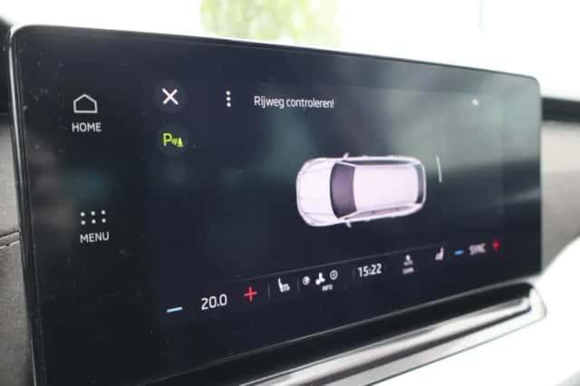 Škoda Octavia (2021) thumbnail 9