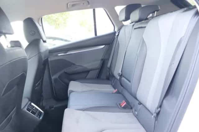 Škoda Enyaq (2023) thumbnail 14