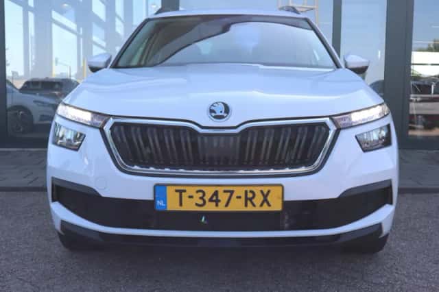 Škoda Kamiq (2023) thumbnail 11