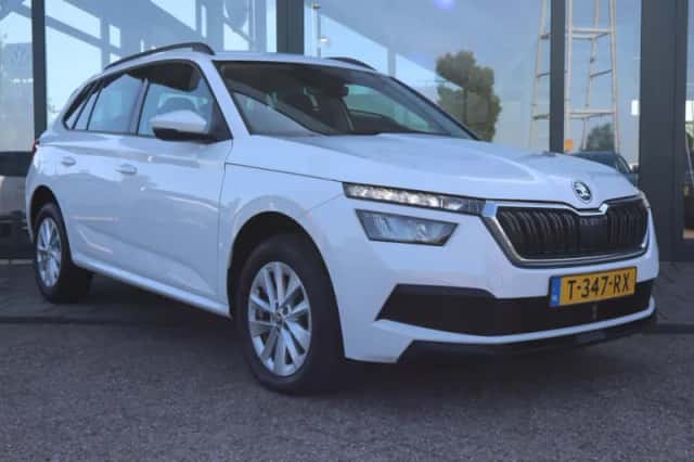 Škoda Kamiq (2023) thumbnail 10