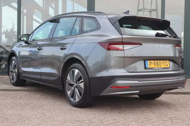 Škoda Enyaq (2022) thumbnail 3
