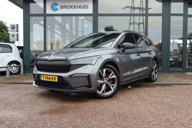 Škoda Enyaq (2023) thumbnail 1