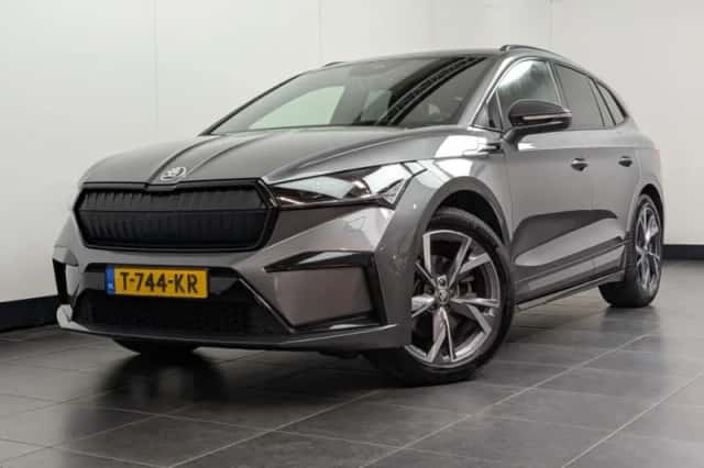 Škoda Enyaq (2023) thumbnail 1