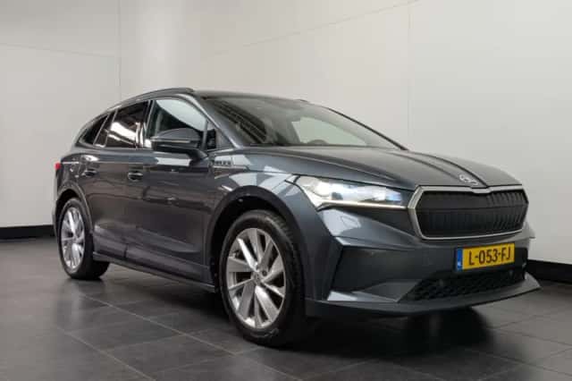 Škoda Enyaq (2021) thumbnail 2