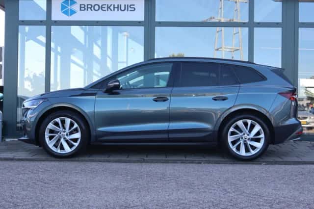 Škoda Enyaq (2021) thumbnail 4