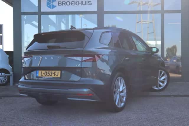 Škoda Enyaq (2021) thumbnail 5