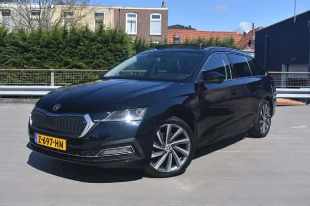 Škoda Octavia (2021) thumbnail 1