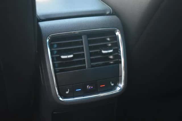 Škoda Octavia (2021) thumbnail 15