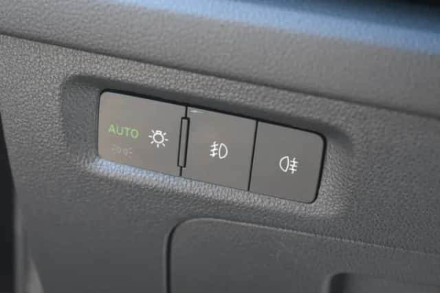 Škoda Octavia (2021) thumbnail 23