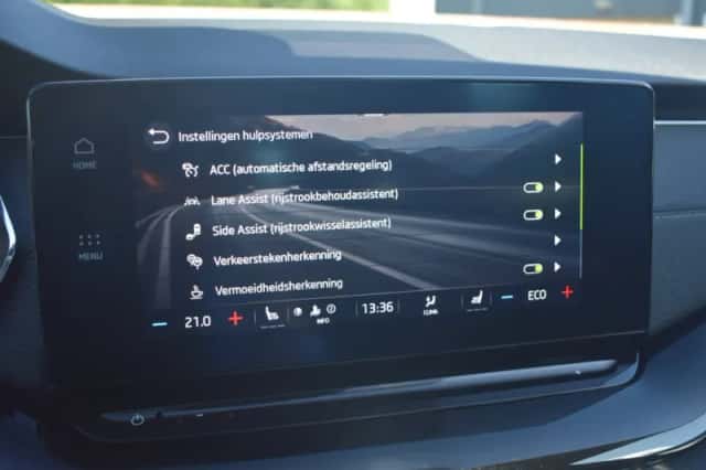 Škoda Octavia (2021) thumbnail 33