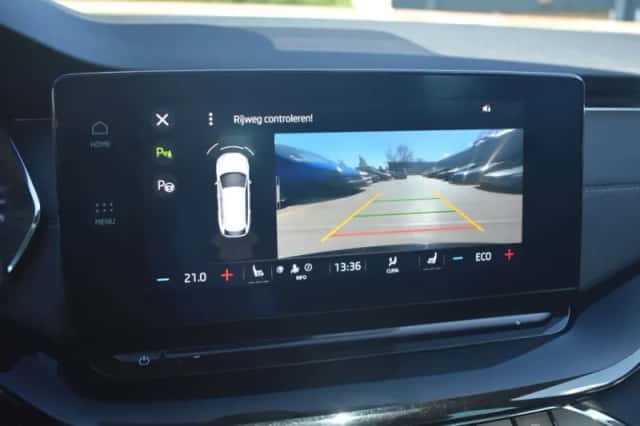 Škoda Octavia (2021) thumbnail 36