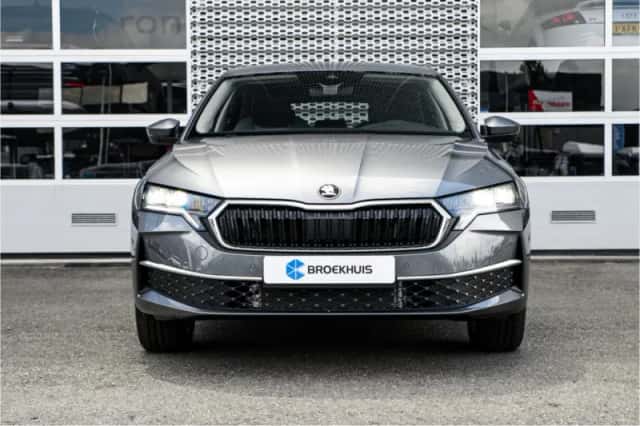 Škoda Octavia (2025) thumbnail 3