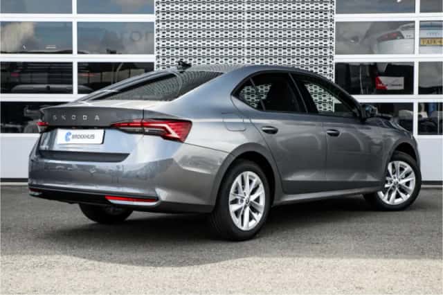 Škoda Octavia (2025) thumbnail 5