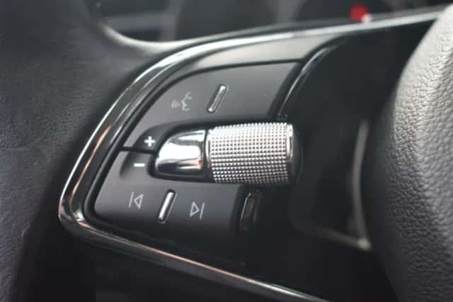 Škoda Kamiq (2021) thumbnail 14