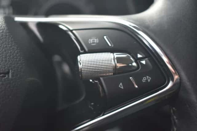 Škoda Kamiq (2021) thumbnail 15