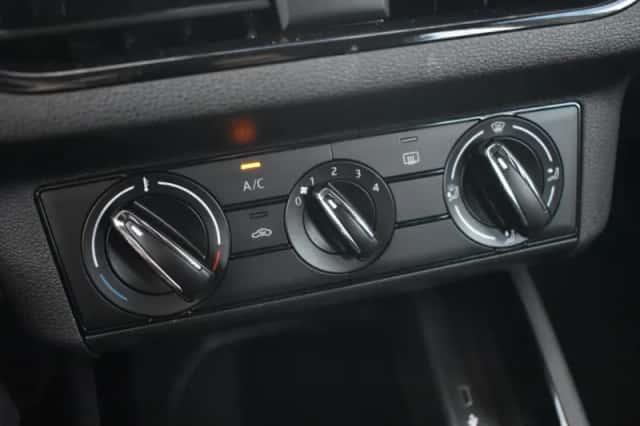 Škoda Kamiq (2021) thumbnail 22