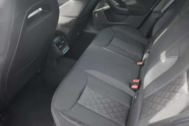 Škoda Kamiq (2020) thumbnail 11