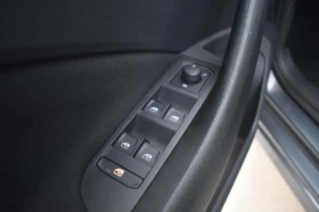 Škoda Kamiq (2020) thumbnail 12