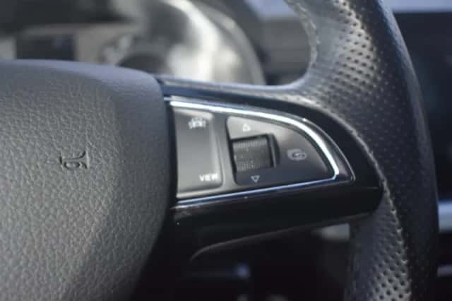 Škoda Kamiq (2020) thumbnail 16