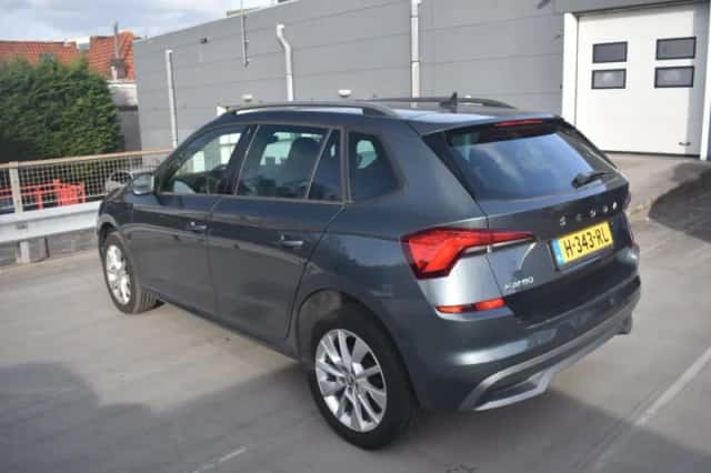 Škoda Kamiq (2020) thumbnail 3