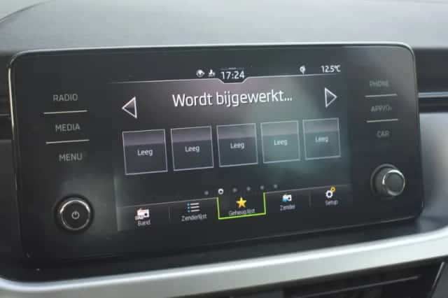 Škoda Kamiq (2020) thumbnail 22