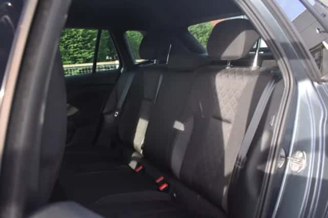 Škoda Kamiq (2020) thumbnail 10