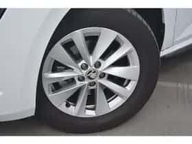 Škoda Kamiq (2024) thumbnail 6