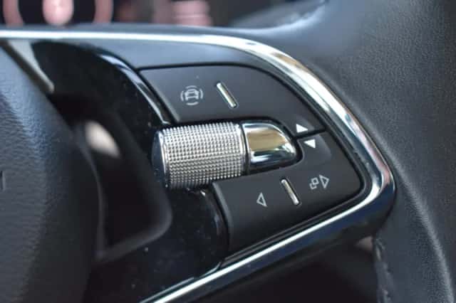 Škoda Kamiq (2021) thumbnail 15