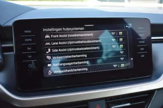 Škoda Kamiq (2021) thumbnail 21
