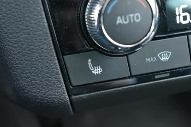 Škoda Kamiq (2021) thumbnail 25