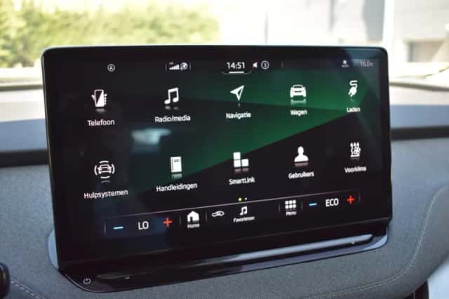 Škoda Enyaq (2022) thumbnail 18