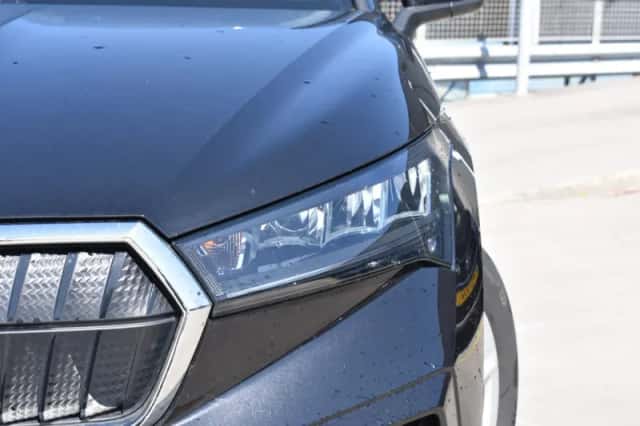 Škoda Enyaq (2022) thumbnail 3